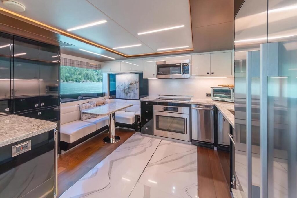 Voyager Yacht for charter 5