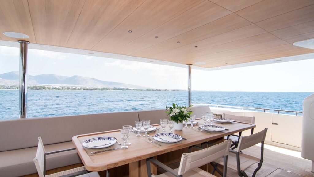 Whisper V charter yacht