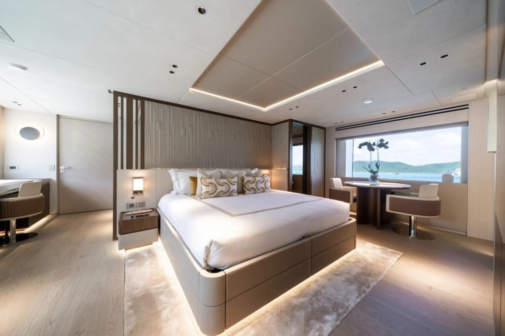 WHITE STAR sky lounge