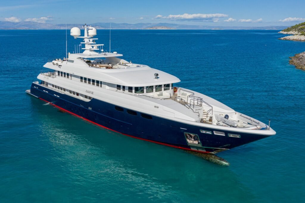 ZALIV III exterior deck