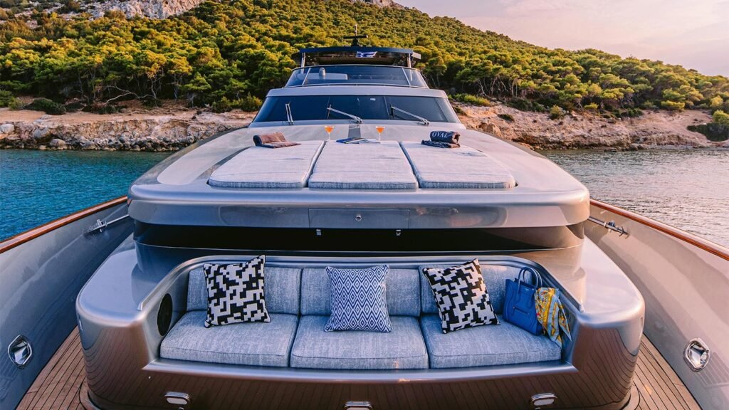 OVAL foredeck sun pads