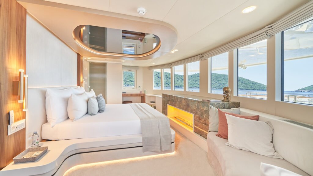 AETERNA - Radez d.d. 2020 luxury charter yacht, view 30
