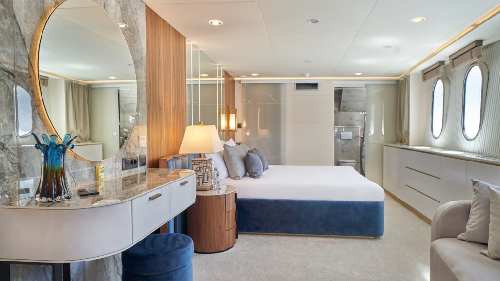 AETERNA - Radez d.d. 2020 luxury charter yacht, view 38