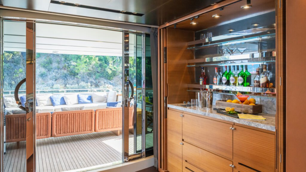 TAKARA ONE - Sanlorenzo 2016 luxury charter yacht, view 19