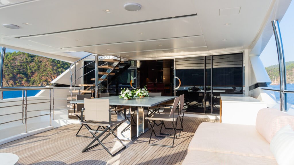 TAKARA ONE - Sanlorenzo 2016 luxury charter yacht, view 12