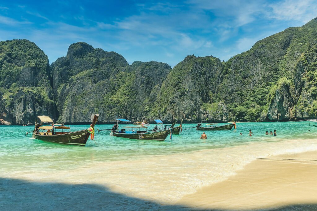 Krabi & Railay yacht charter cruising