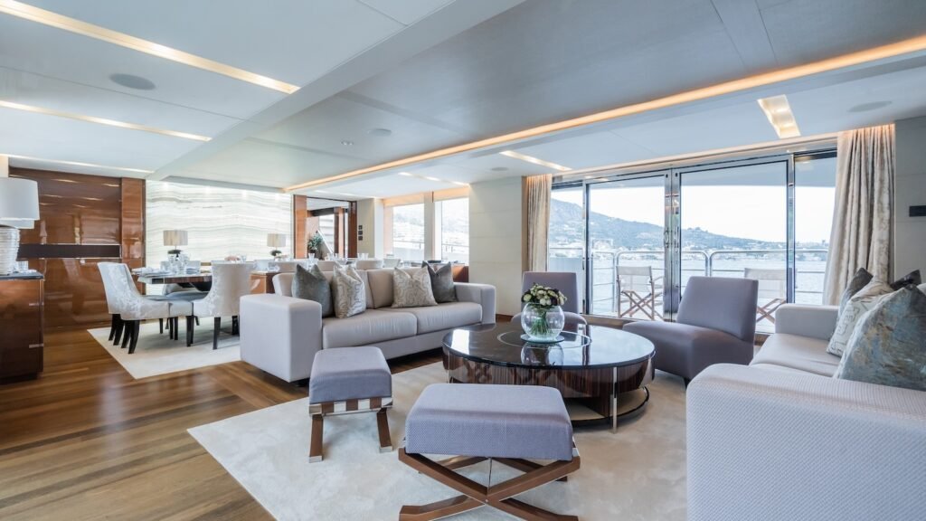 LE VERSEAU - Princess 2016 luxury charter yacht, view 4