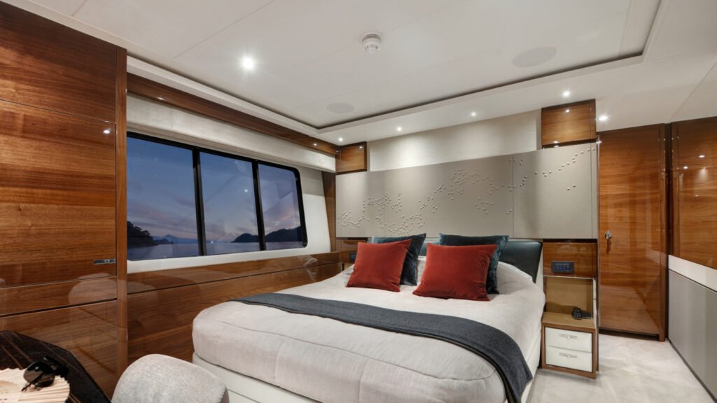 ANTHEYA III - Princess 2015 luxury charter yacht, view 32