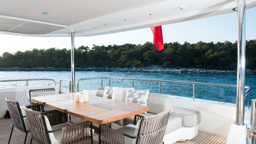 ANTHEYA III - Princess 2015 luxury charter yacht, view 12