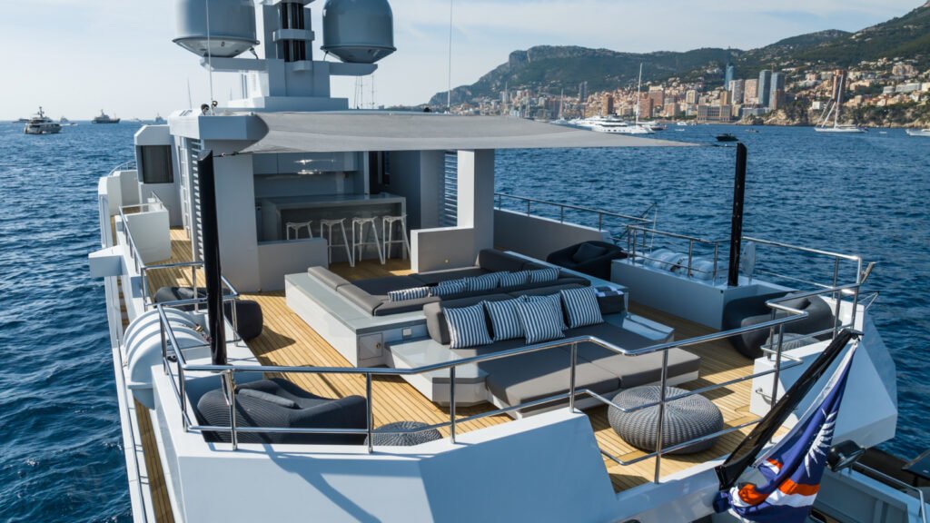 S7 - Tansu 2016 luxury charter yacht, view 16