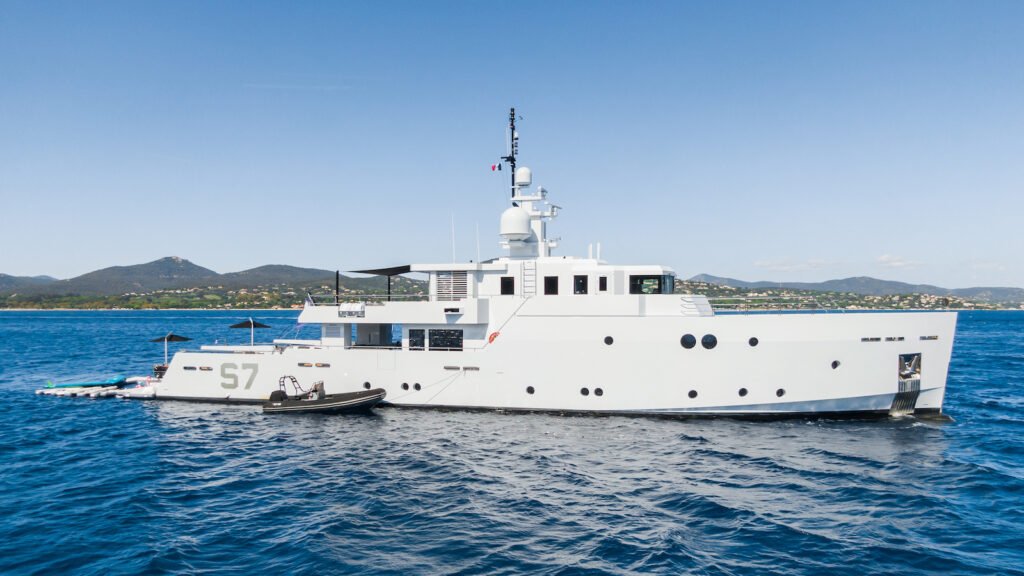 S7 - Tansu 2016 luxury charter yacht, view 1