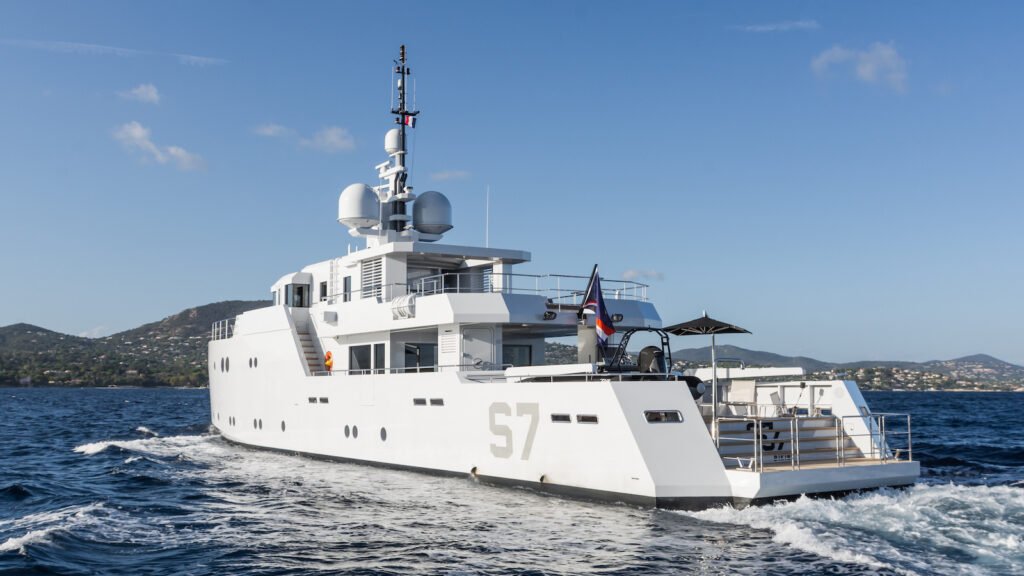 S7 - Tansu 2016 luxury charter yacht, view 5