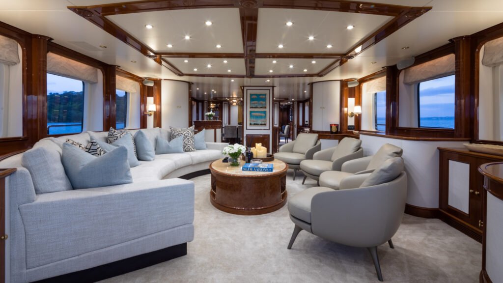 SERENO - Benetti 2002 luxury charter yacht, view 25