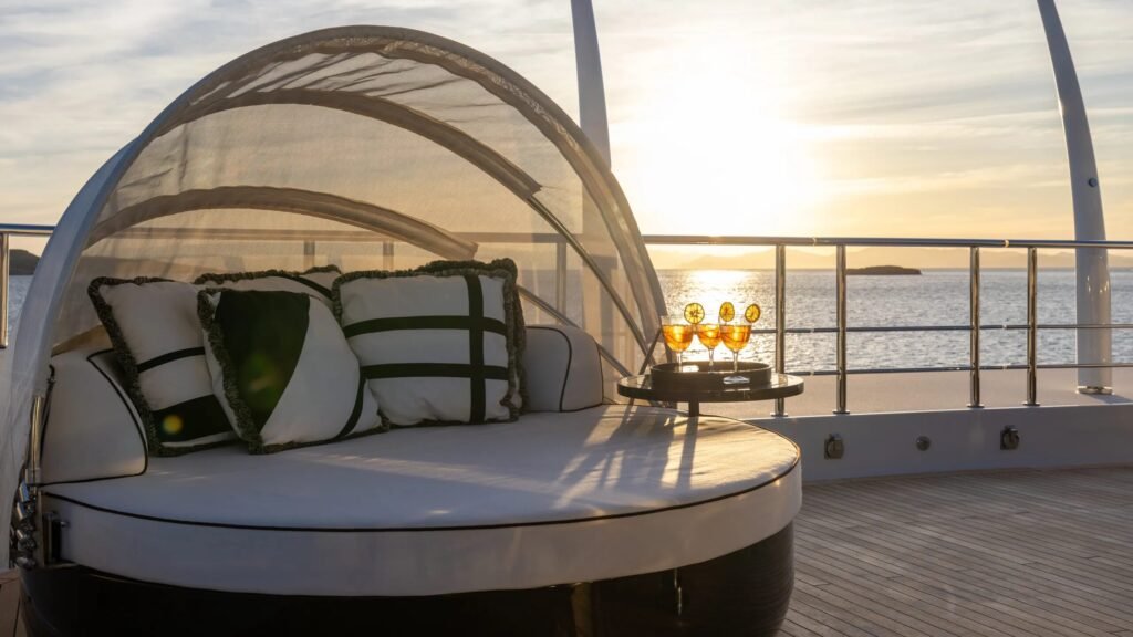 Alfa G - Oceanco 60m charter yacht - image 32