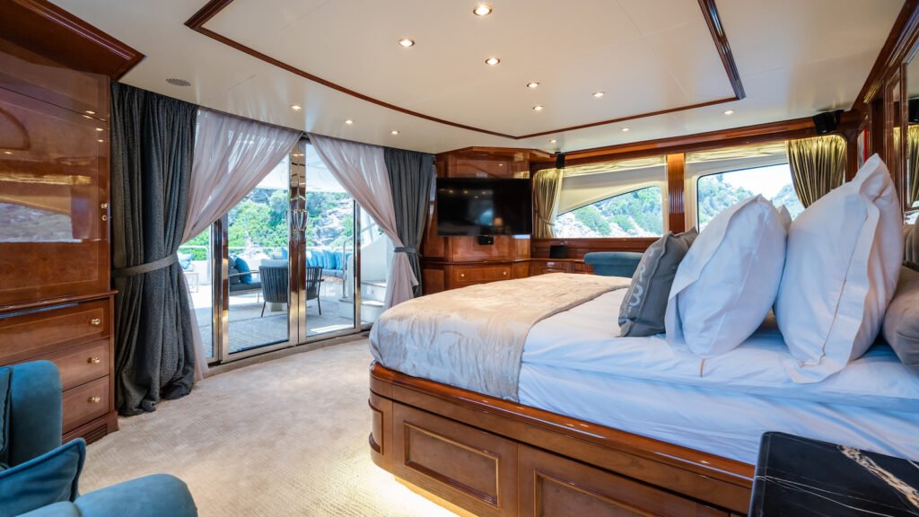 Amadea yacht for charter - image 07