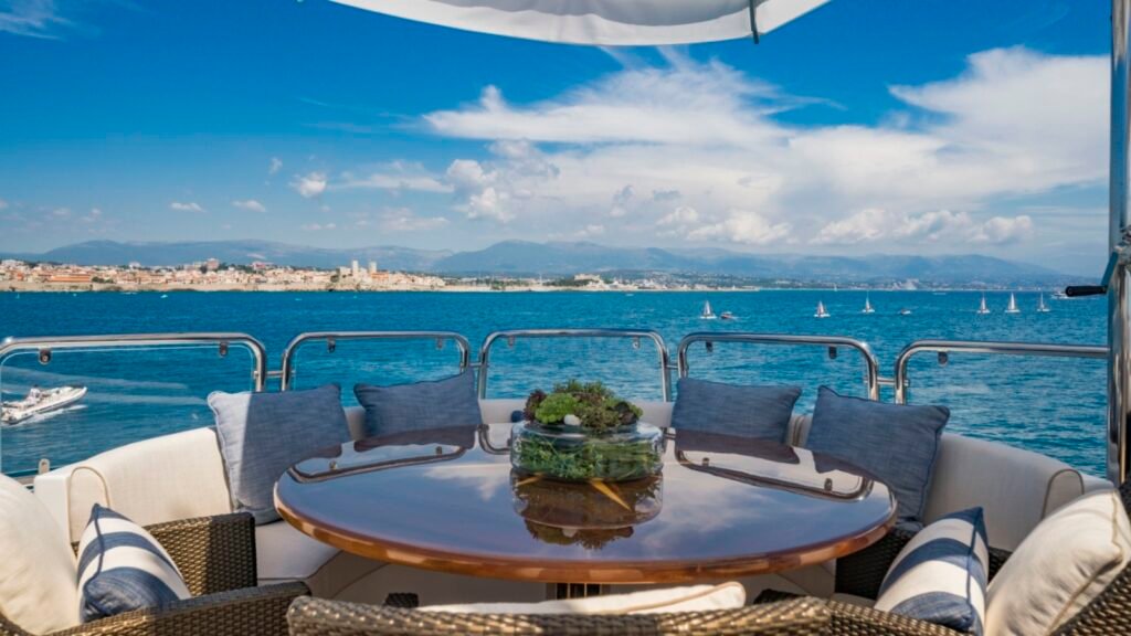 classic yacht for charter in Monaco, exterior profile at anchor