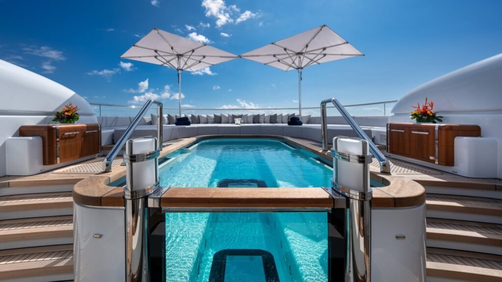 BARBARA, 88m Oceanco charter yacht - Jacuzzi on sun deck