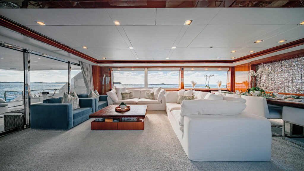 BEACHFRONT II - Yacht Beachfront II main salon