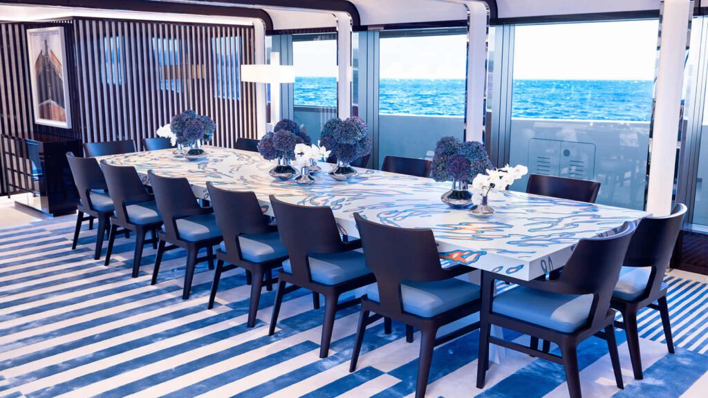 CC Summer - Yacht CC-Summer formal dining table