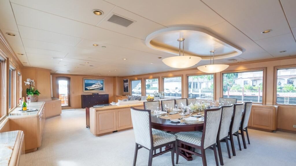 CHANSON - Main Saloon and Formal Dining