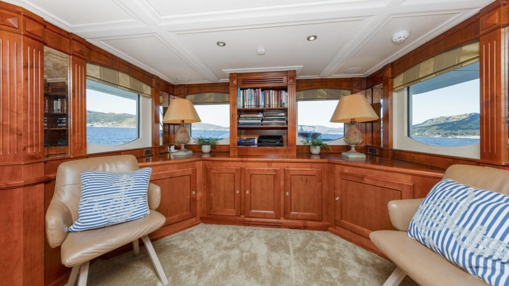 Chantal, 38.74m Global Engineering classic charter yacht (view 10)