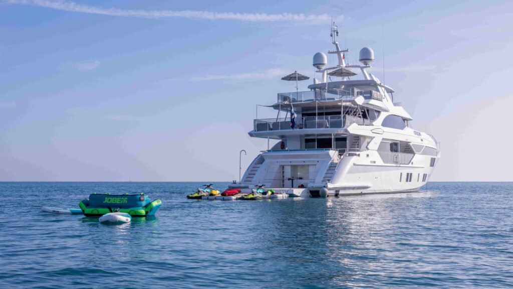 CHARADE charter yacht — profile underway