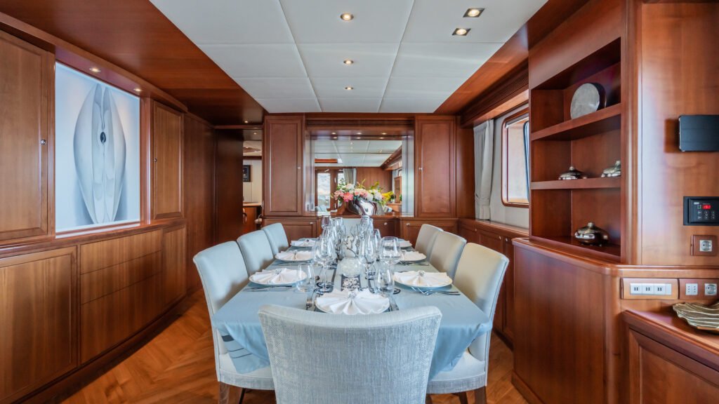 Cornelia yacht for charter - image 05