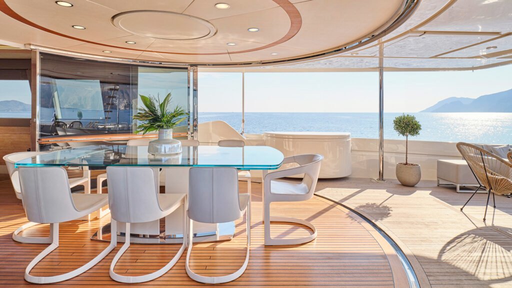 DALOLI, 33m Custom Line charter yacht - exterior view