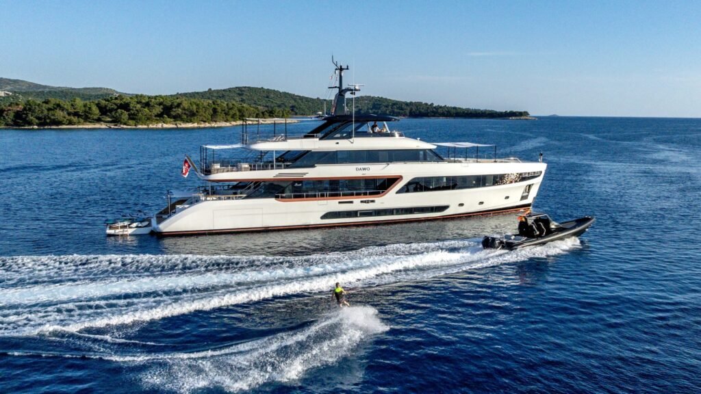 Dawo - Benetti 36m charter yacht - image 1