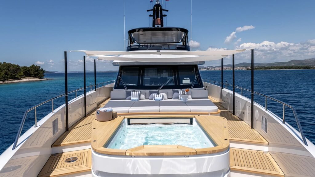 Dawo - Benetti 36m charter yacht - image 6