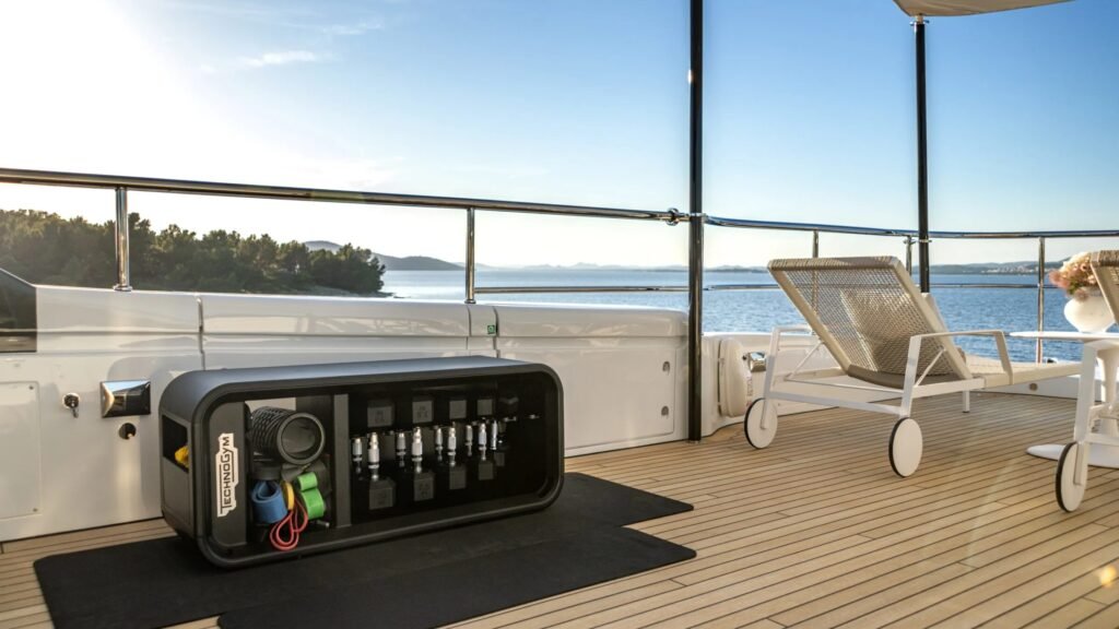 Dawo - Benetti 36m charter yacht - image 22