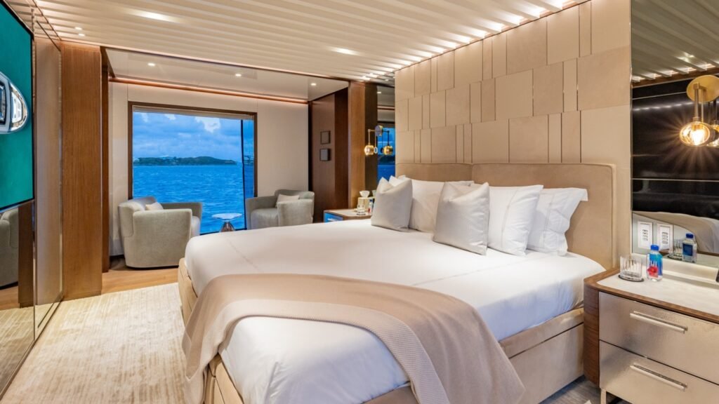 Enterprise - Master cabin