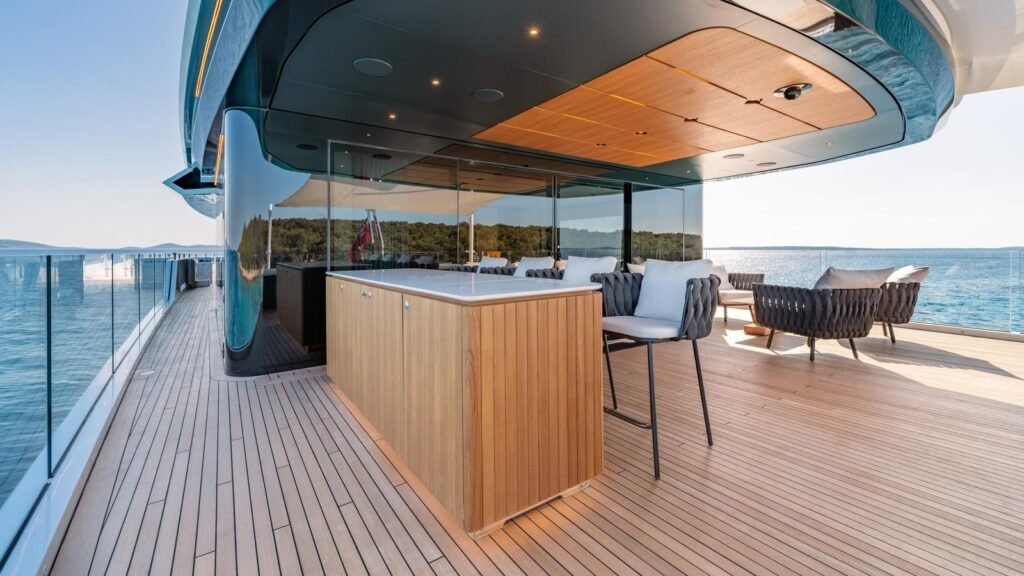 Eva4Eva, Mangusta Oceano 44 motor yacht (view 36)