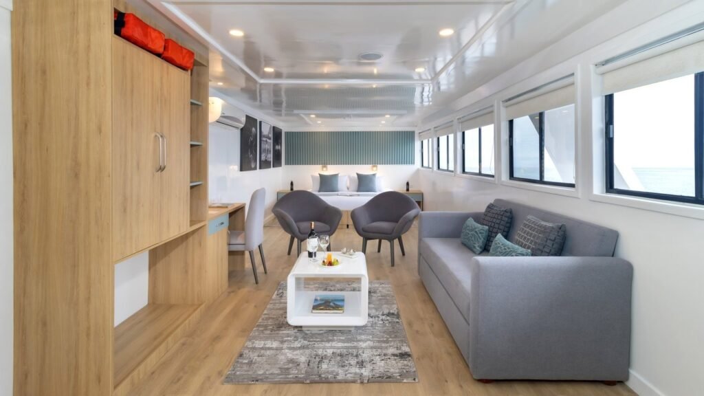 Seastar suite lounge area