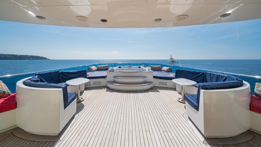IRAMA - Sun deck spa