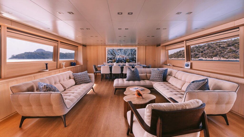 ISLANDER II, 33m Baglietto charter yacht - exterior view