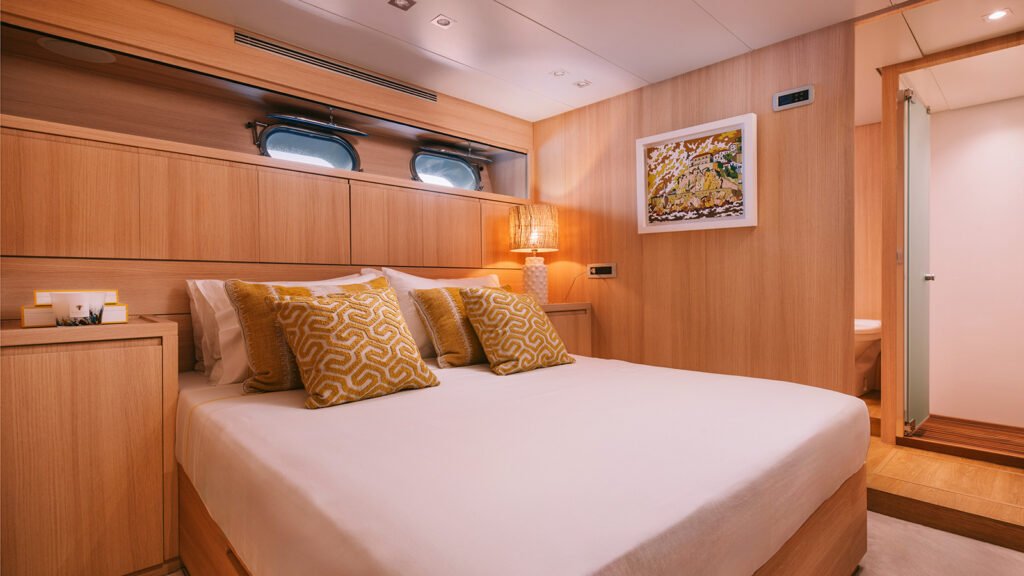 ISLANDER II, 33m Baglietto charter yacht - exterior view