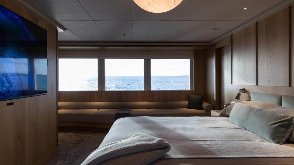JeMaSa - HMA Naval Dockyard 1973 luxury charter yacht, view 36