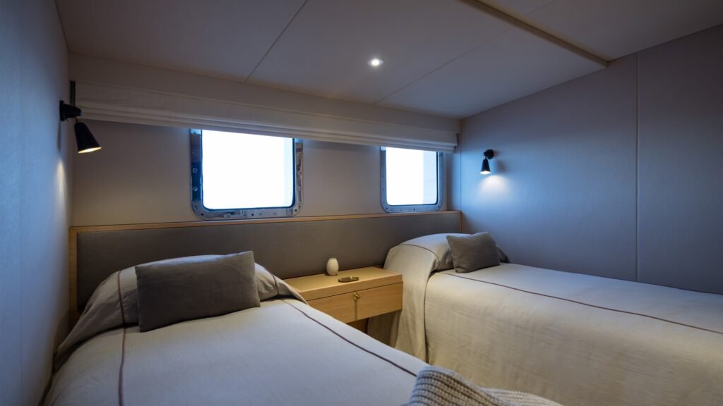JeMaSa - HMA Naval Dockyard 1973 luxury charter yacht, view 38