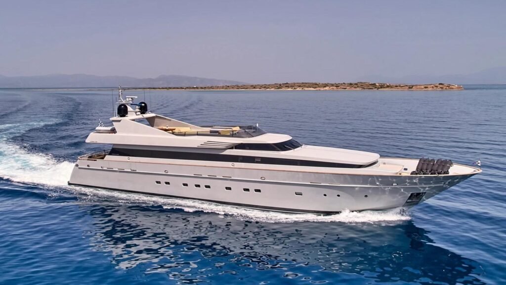 Kintaro, 38.1m Cantieri di Pisa Akhir charter yacht (view 1)