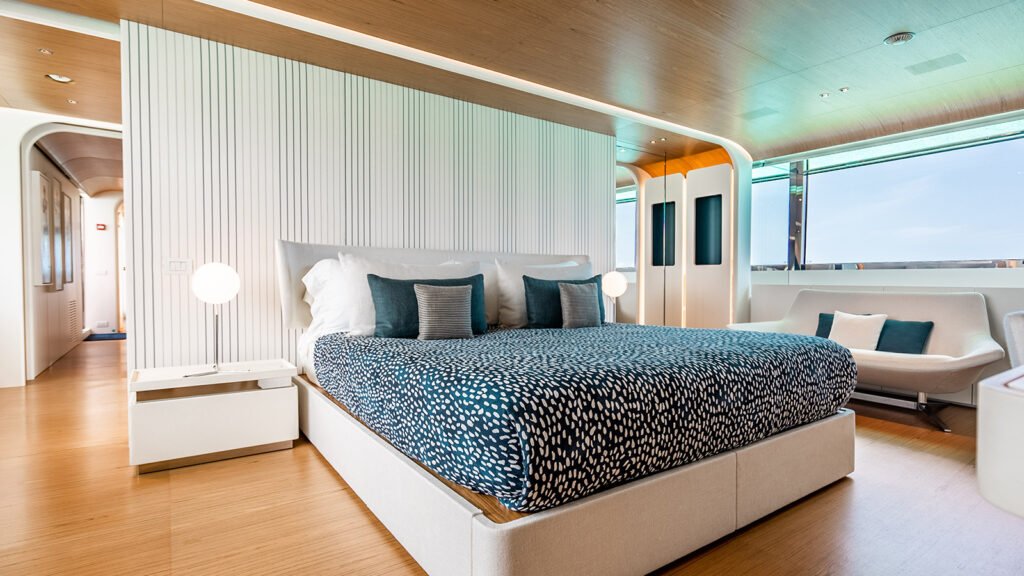 Full-beam master suite on the main deck of KOJU
