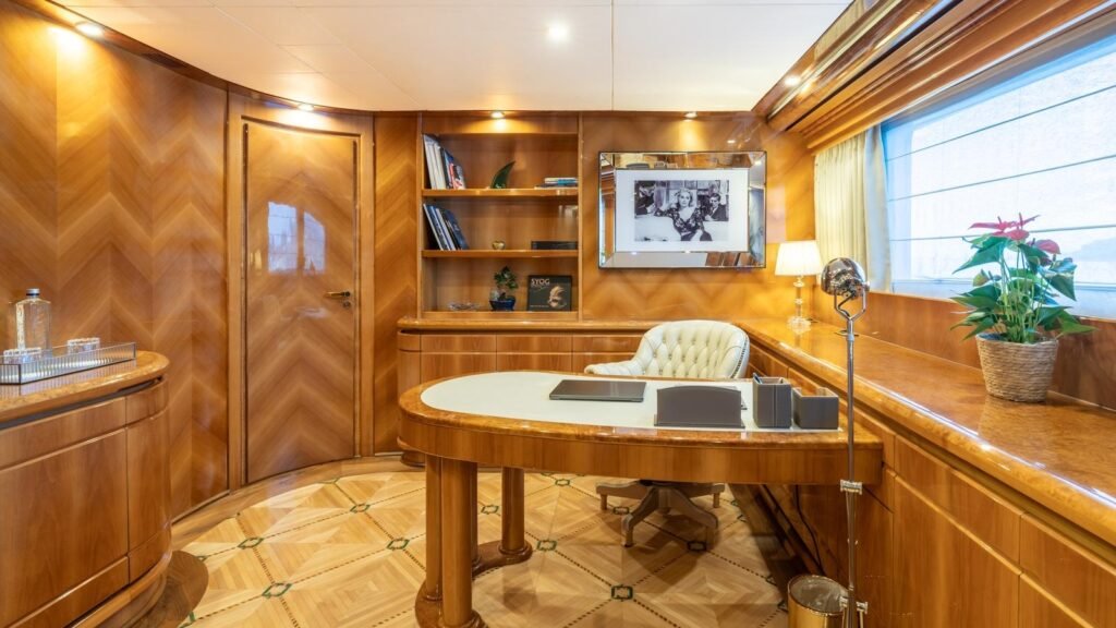 Lady G II, Mondomarine 44m motor yacht (view 19)