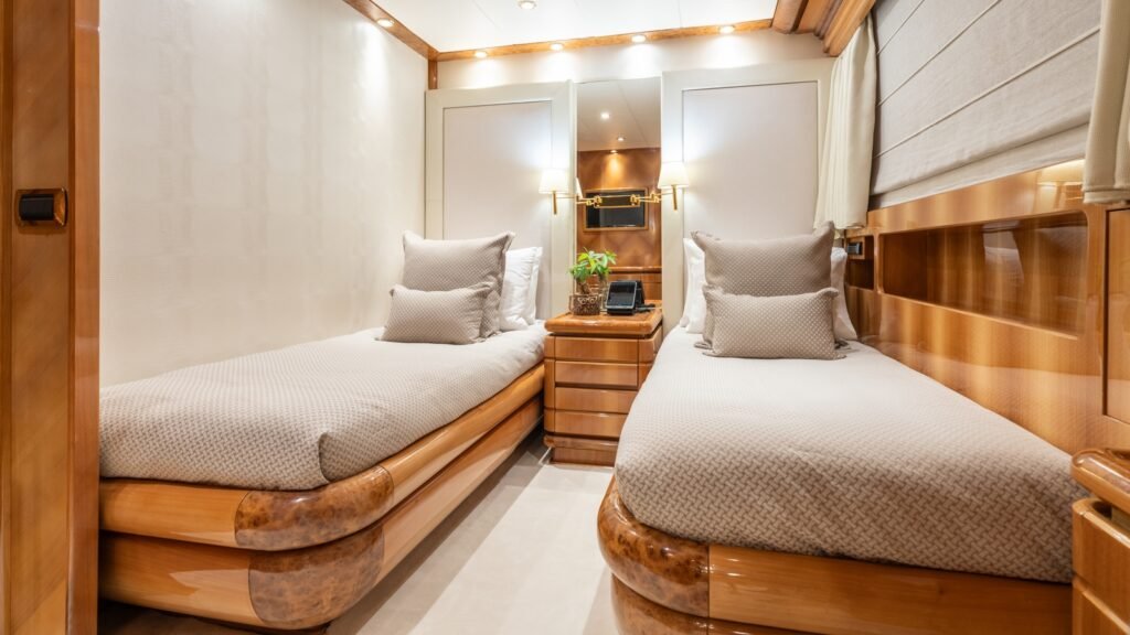 Lady G II, Mondomarine 44m motor yacht (view 22)