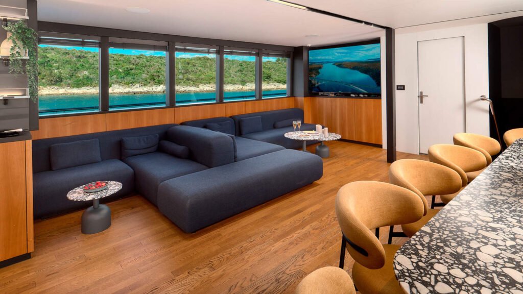 Sky lounge sofa