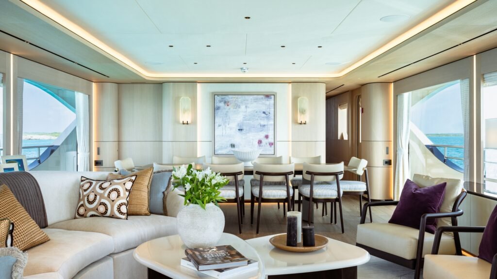 MIDNIGHT SAGA - main deck dining
