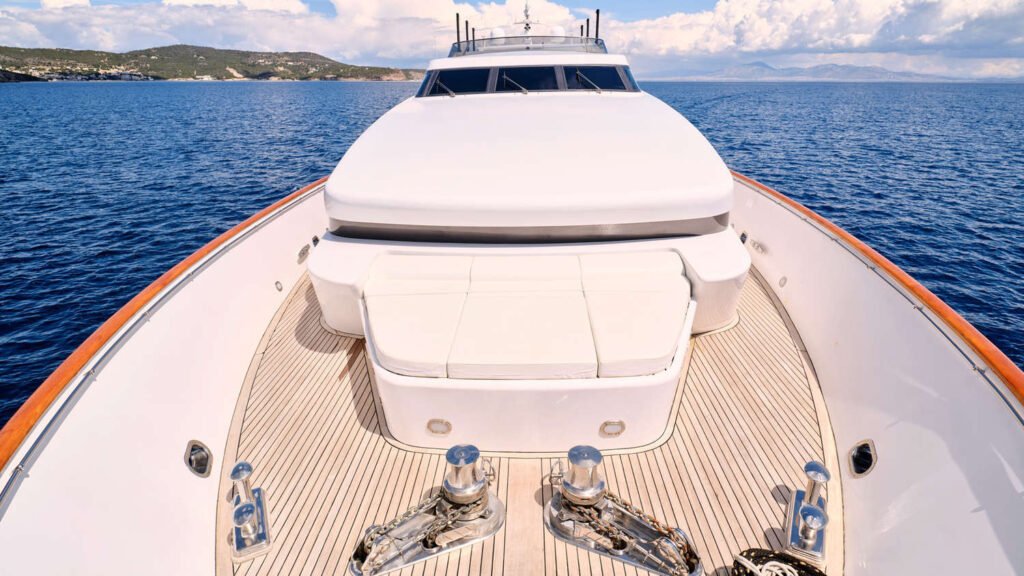 MOBIUS - Yacht Mobius foredeck sunpad