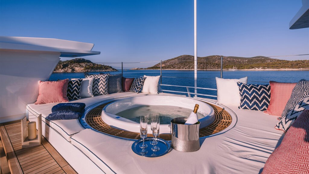 Natalia V, Picchiotti 45m motor yacht (view 34)
