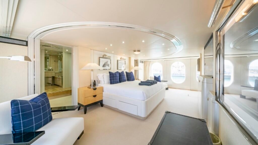 Oceanfast 55m motor yacht OCEANA for charter