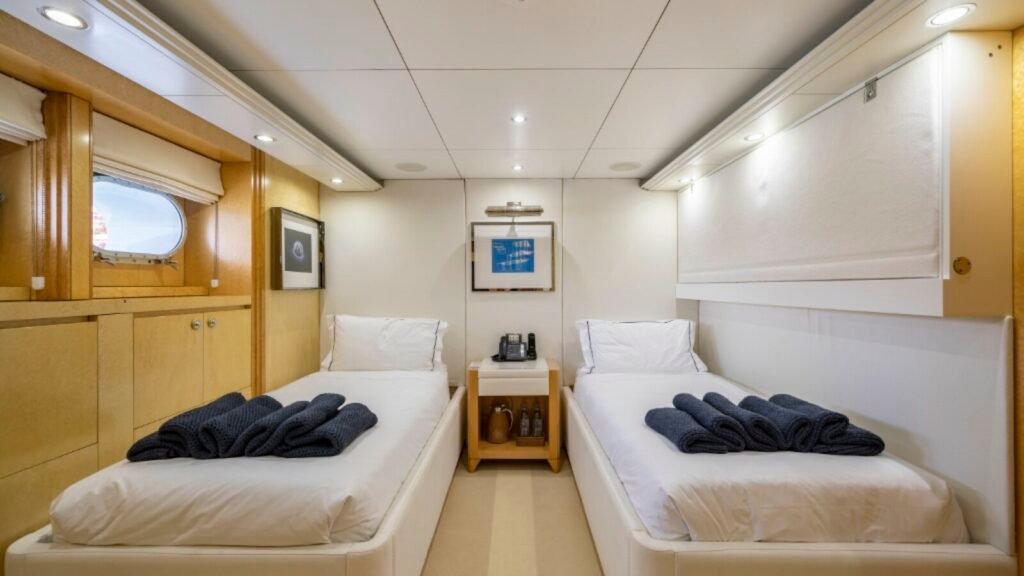 Oceanfast 55m motor yacht OCEANA for charter