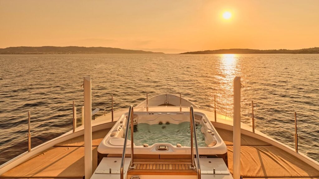 Motor yacht PHOTON, 43m CRN (view 65)